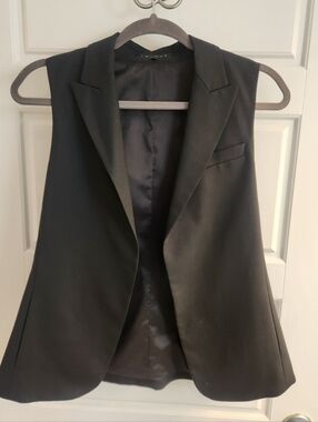 Theory Black Sleeveless Wool Blazer Vest